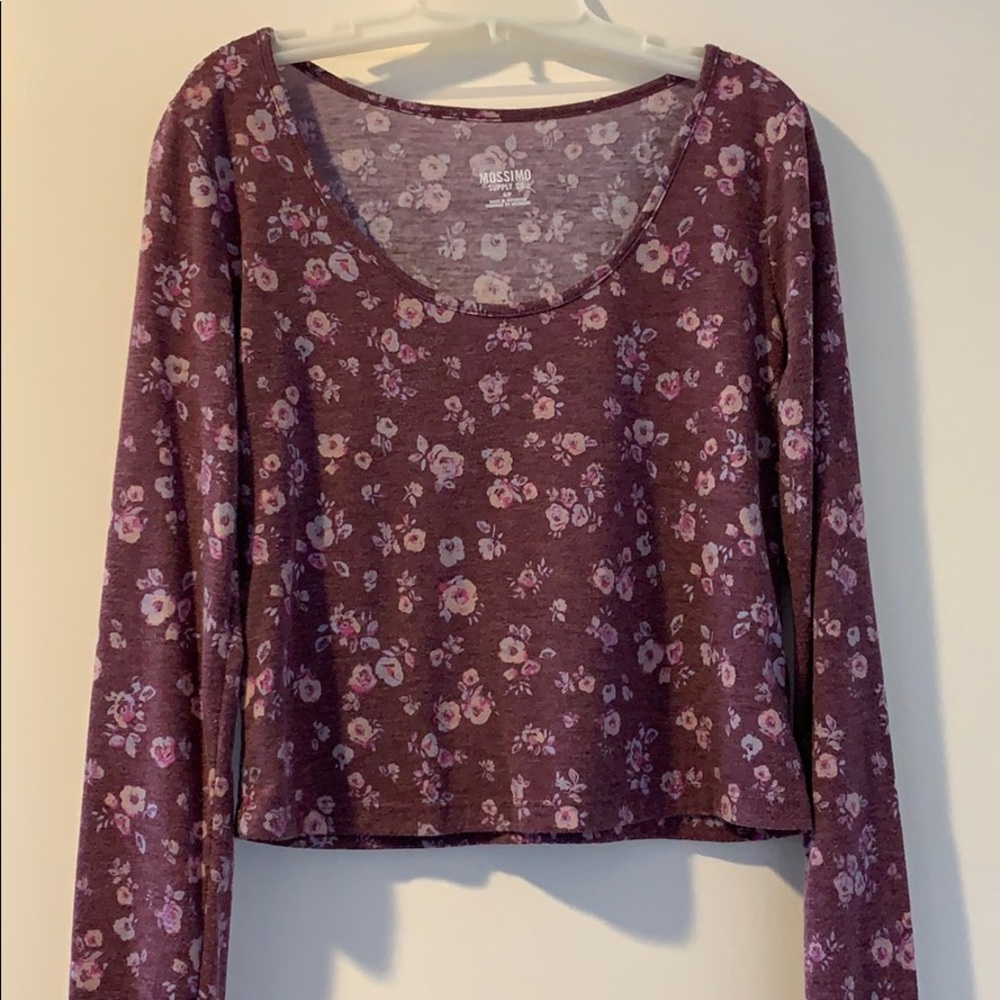 ❗️FINAL SALE Floral Crop Top❗️